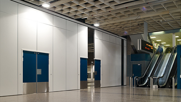 Acoustic sliding partition with double door